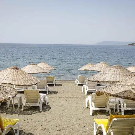 Teos Ormanci Tatil Koyu Üdülőközpont Seferihisar