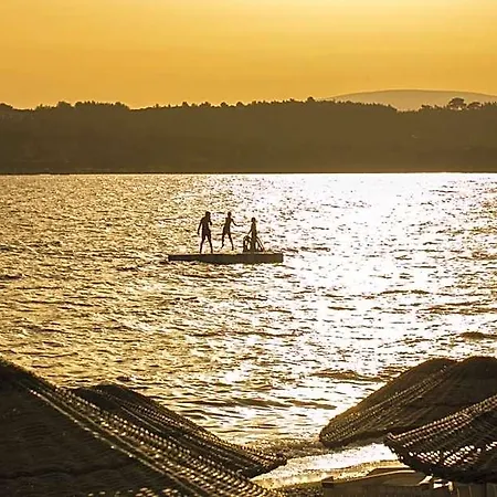 Üdülőközpont Teos Ormanci Tatil Koyu Seferihisar