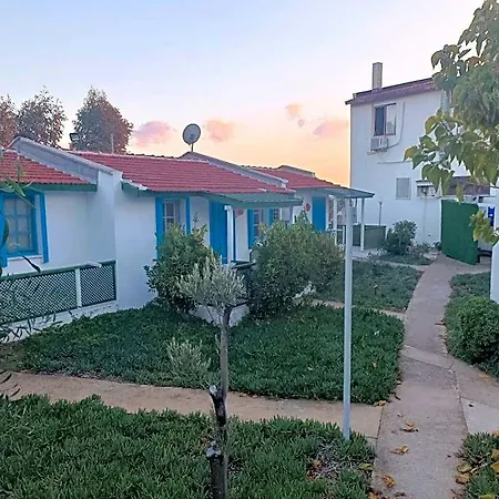 Teos Ormanci Tatil Koyu 3* Seferihisar