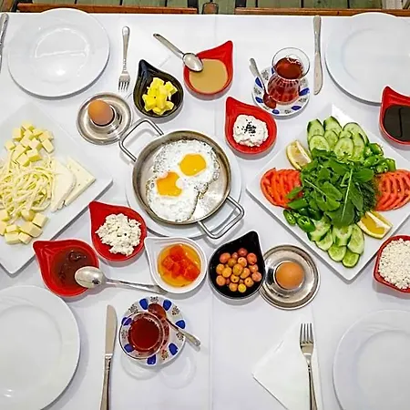 Teos Ormanci Tatil Koyu 3* Seferihisar