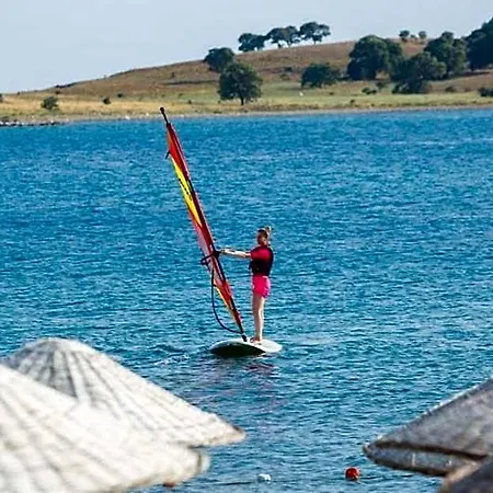 Teos Ormanci Tatil Koyu 3* Seferihisar
